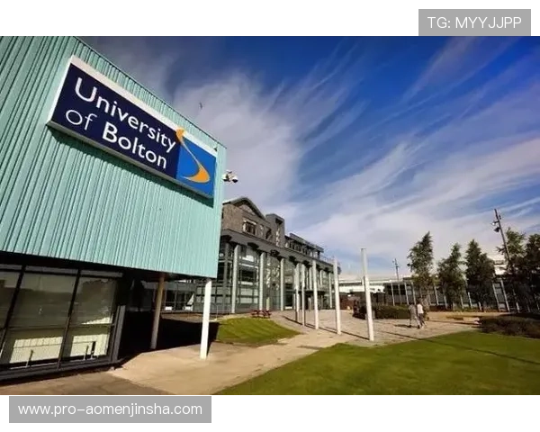 英皇备用平台与官方平台的区别与优势对比分析